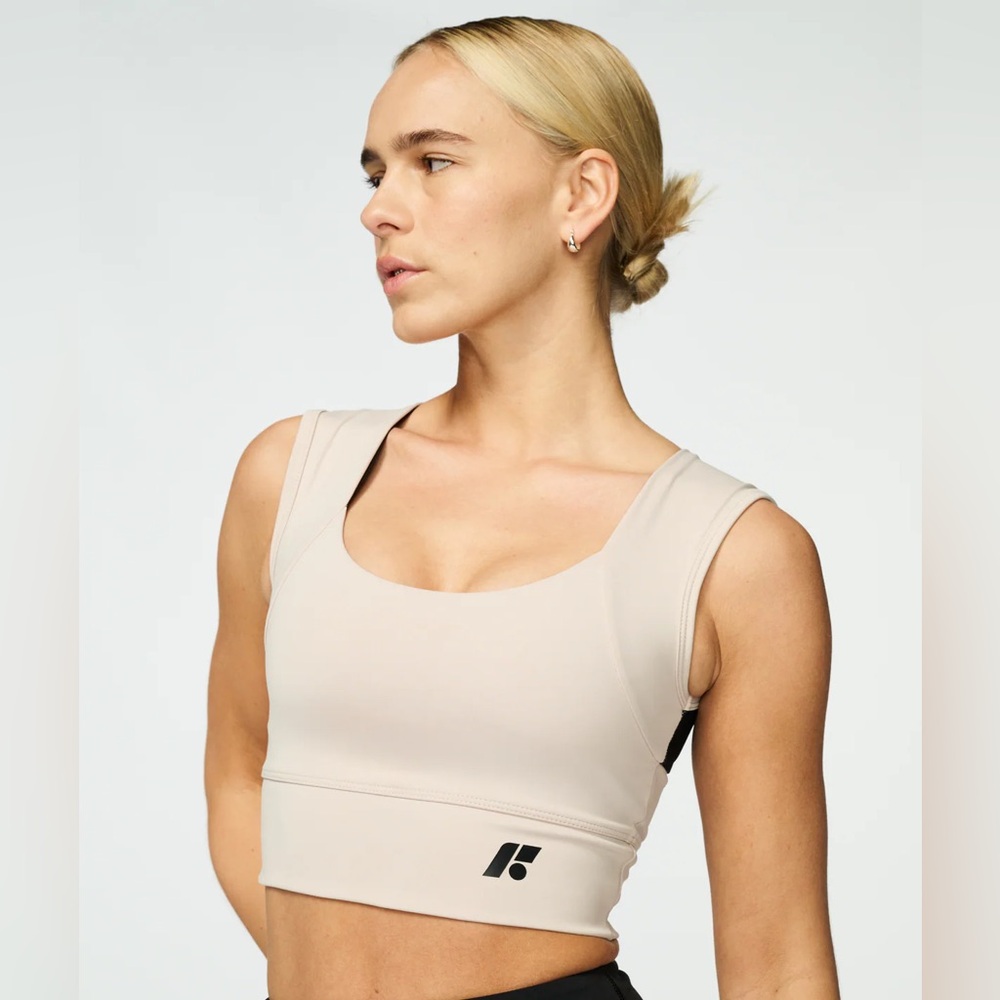 Everyday Scoop-Neck Sports Bra - Nude